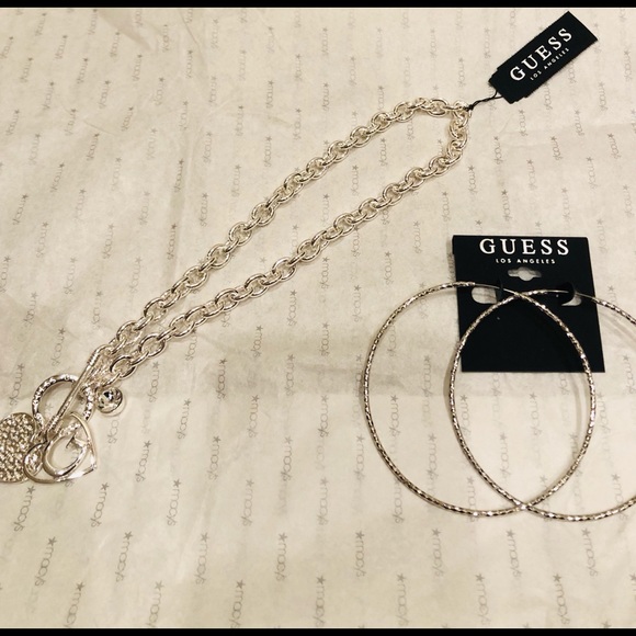 Guess Necklace and Earring set - Picture 2 of 6